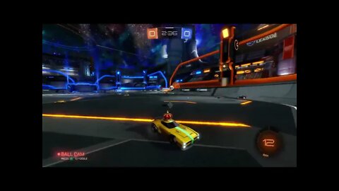 There's an Extra Player!!! | Rocket League | Stream Clips