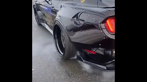 Florida Mustang in the snow #tiktok #fyp #burnout