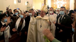 Pope Francis Meets With Top Iraqi Shiite Leader In Show Of Solidarity