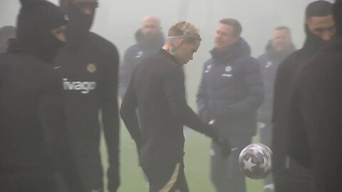 Joao Felix, Enzo & Mudryk train in INTENSE fog ahead of Chelsea's Champions League trip to Dortmund