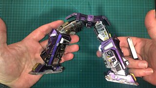 Mu Model G1 Shockwave Part 1 - The Legs