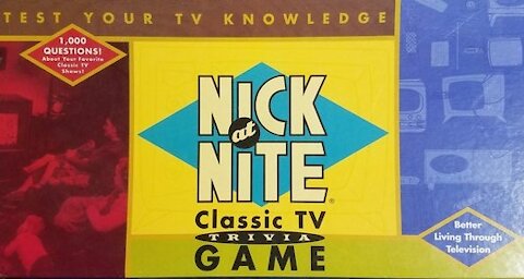 Nick at Nite Classic TV Trivia Game Board Game (1996, Cardinal) -- What's Inside