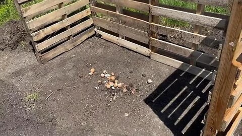 Homemade Cheap Compost Bin