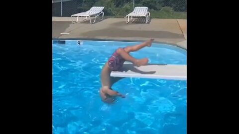 Kid Breaks Back On Diving Board In Slo Mo