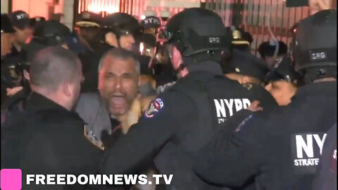NYPD Have Just Started To Make Mass Arrests At CUNY City College