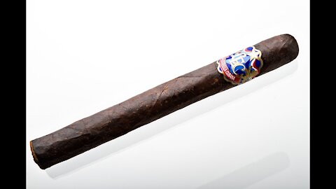 La Estrella Cubana Oscuro Churchill Cigar Review
