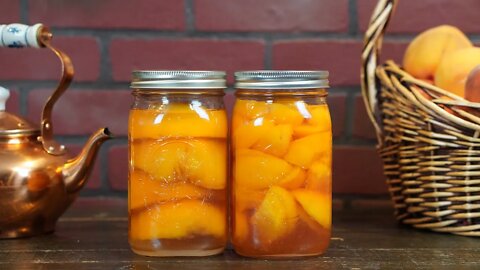 How to Can Fresh Peaches at Home; Step by Step