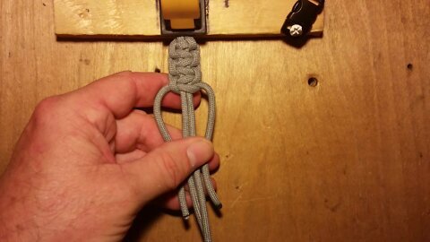 Knot Tutorial 2 0f 3 - Square (Cobra)