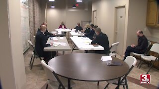 Representative Axne holds roundtable discussion about internet access