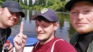 Live With Ryan & Jamie On A BOAT