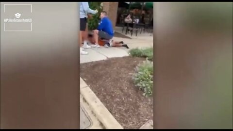 IL Police | Chicago PD - Video Captures Off-Duty Officer Kneeling on 14-yr old boy |