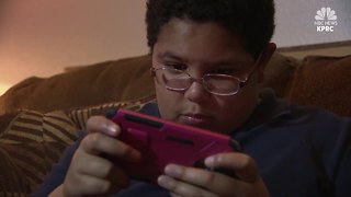 Texas mother receives offensive texts from son's teacher