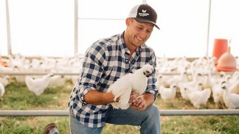 This Farmer Raises 500,000 Chickens on Pasture a Year!