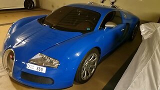Bugatti Veyron 16.4 in parking garage [4k 60p]