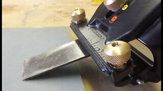 Sharpening Plane Blades and Chisels - A woodworkweb.com video
