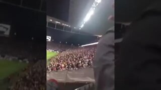Palmeirenses gritando "É campeão" na Arena Corinthians - Corinthians x Ceará