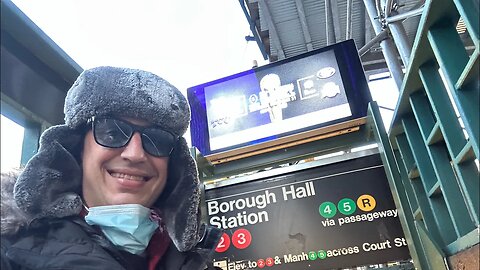 Downtown Brooklyn subway. December 24, 2022.