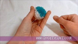 Two Tone Pom Pom Tutorial