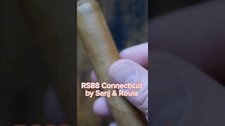 RS88 Connecticut by Sanj & Roula #cigars #shorts #gold