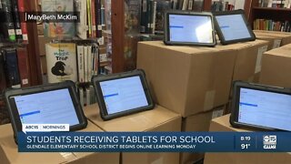 Glendale Elementary School Districts receiving tablets for online learning