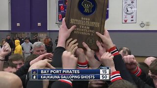 Kaukauna routs Bay Port, punching ticket to eight state state wrestling tourney