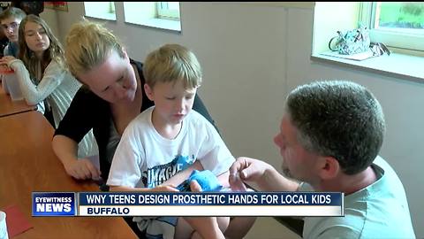 WNY teens design prosthetic hands for local kids