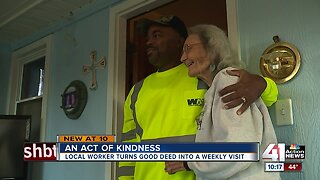 Waste Management worker's act of kindness caught on camera