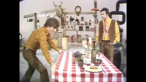 Steve Martin - Table Cloth Routine (on The Ray Stevens Show, 1970)