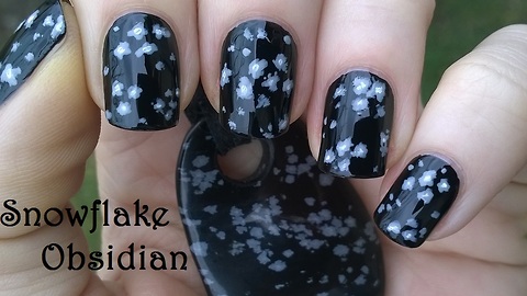 Snowflake Obsidian Nail Art