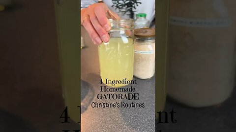 4 INGREDIENT HOMEMADE GATORADE FRESHLY MADE! DIY hydration made easy! #gatorade