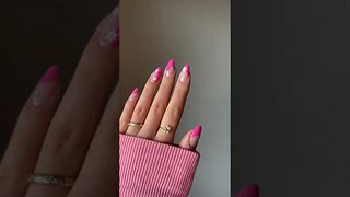 Nail Salon Tiktok heluviee