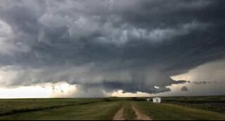 Un orage imminent filmé en accéléré