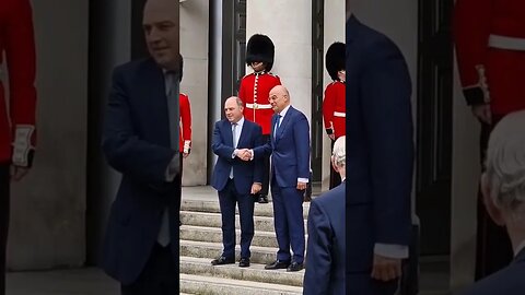 VERY RARE TO SEE NICOS DENDIAS GIVEN A KINGS GUARD WELCOME AT THE M.O.D WHITEHALL LONDON #kingsguard