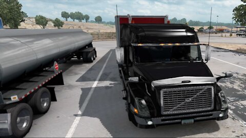 Kirim Palet Kosong Dari San Diego ke Redding California - Truk Volvo | American Truck Simulator