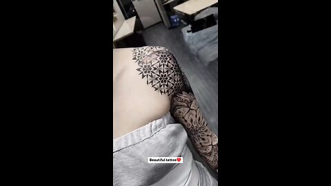 Amazing tattoo ladies 🤞🔥