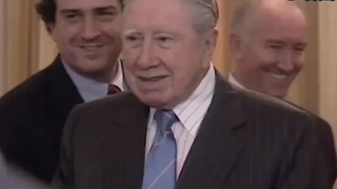 Presidente Pinochet nos Guia a Recuperar la Patria