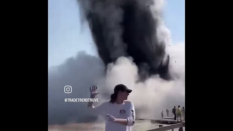 Geyser Eruption Video From Yellowstone National Park 2.0