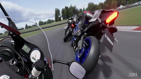 ONBOARD CÂMERA YAMAHA YZF R6 2002 OULTON PARK CIRCUIT THE FASTEST MOTORCYCLES IN THE WORLD