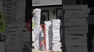 Delivering 1,000 Pizzas To Random People