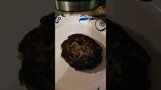 Kale, garlic noodles and mushroom artichoke burger