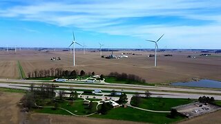 Windmills along US-30 in Van Wert, OH