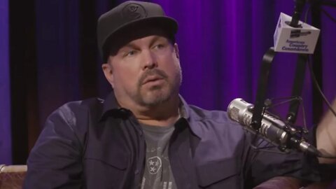 Garth Brooks Has Bold Plan To Support Nashville Police