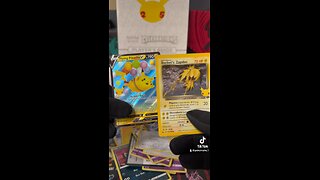 Pokémon Celebrations with the heatt 🔥🔥 #pokemon #fyp #explore #pokemonunboxing