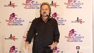 Travis Tritt on how Charlie Daniels helped him in his early career | Rare Country