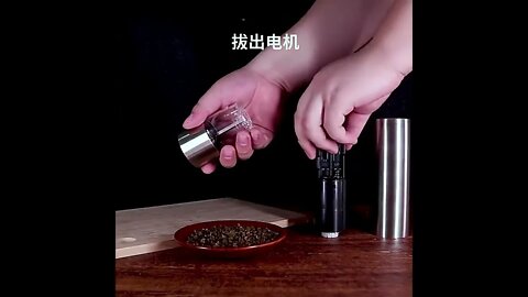 pepper-grinder™ O moedor de Sal e Pimenta, que vai enriquecer e facilitar seu dia a dia na cozinha!!