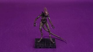 Hiya Toys Alien3 Dog Alien Exquisite Mini @The Review Spot