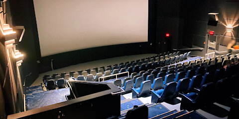 Here’s What Going To A Movie Theatre Is Like In Montreal Right Now