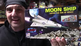 1/96 Atlantis Moon Ship Plastic Model kit