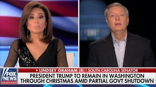 Lindsey Graham: "We will not give up on the wall"
