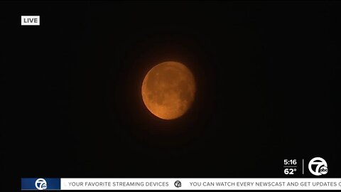 Why is the moon so orange in Michigan?